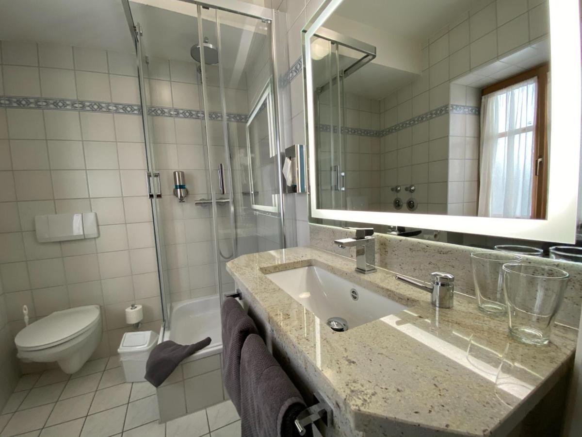 Hotel Lobmeyer Roding Esterno foto
